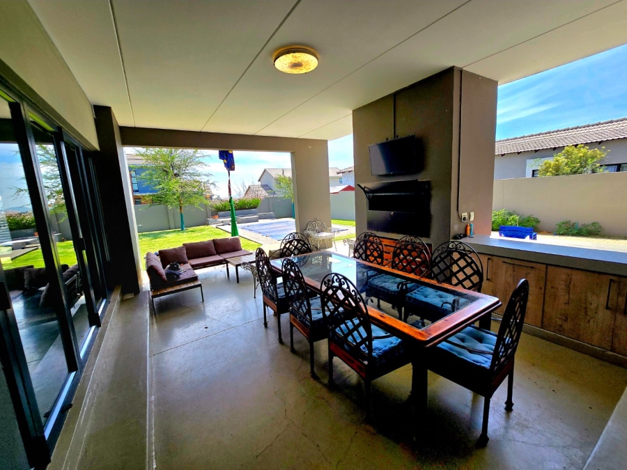 4 Bedroom Property for Sale in Somerton Estate Free State